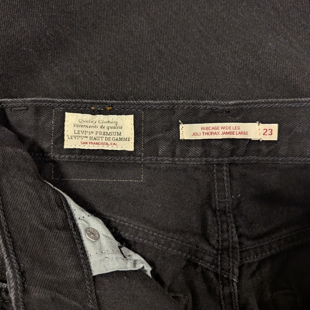 Levi's Black Flare & Wide Leg Jeans - Picture 13 of 15